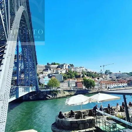 View Douro Porto Penthouse Апартаменты Вила-Нова-ди-Гая